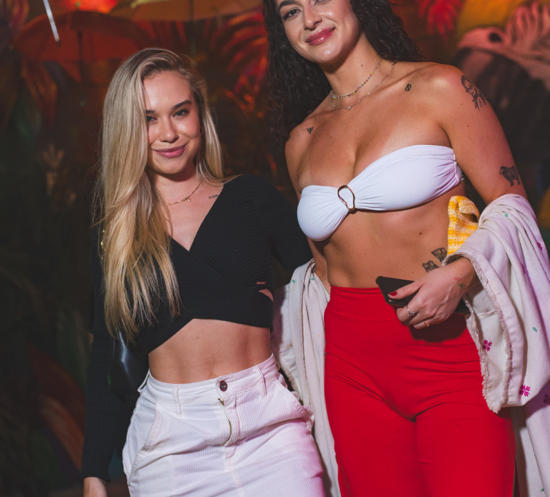 CAZ_6946